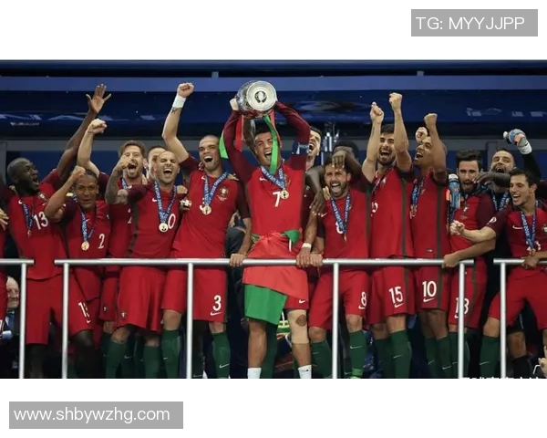 足球明星精彩瞬间集锦绝对不容错过的精彩视频回顾