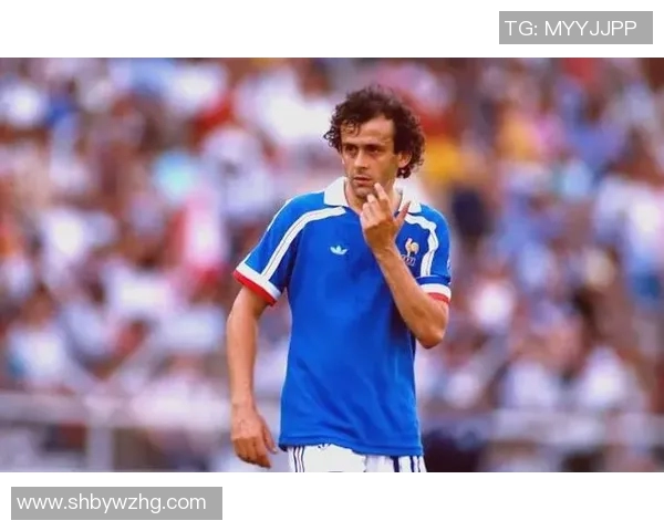 足球传奇球员相继离世回顾他们的辉煌与影响力 足球传奇球员相继离世回顾他们的辉煌与影响力